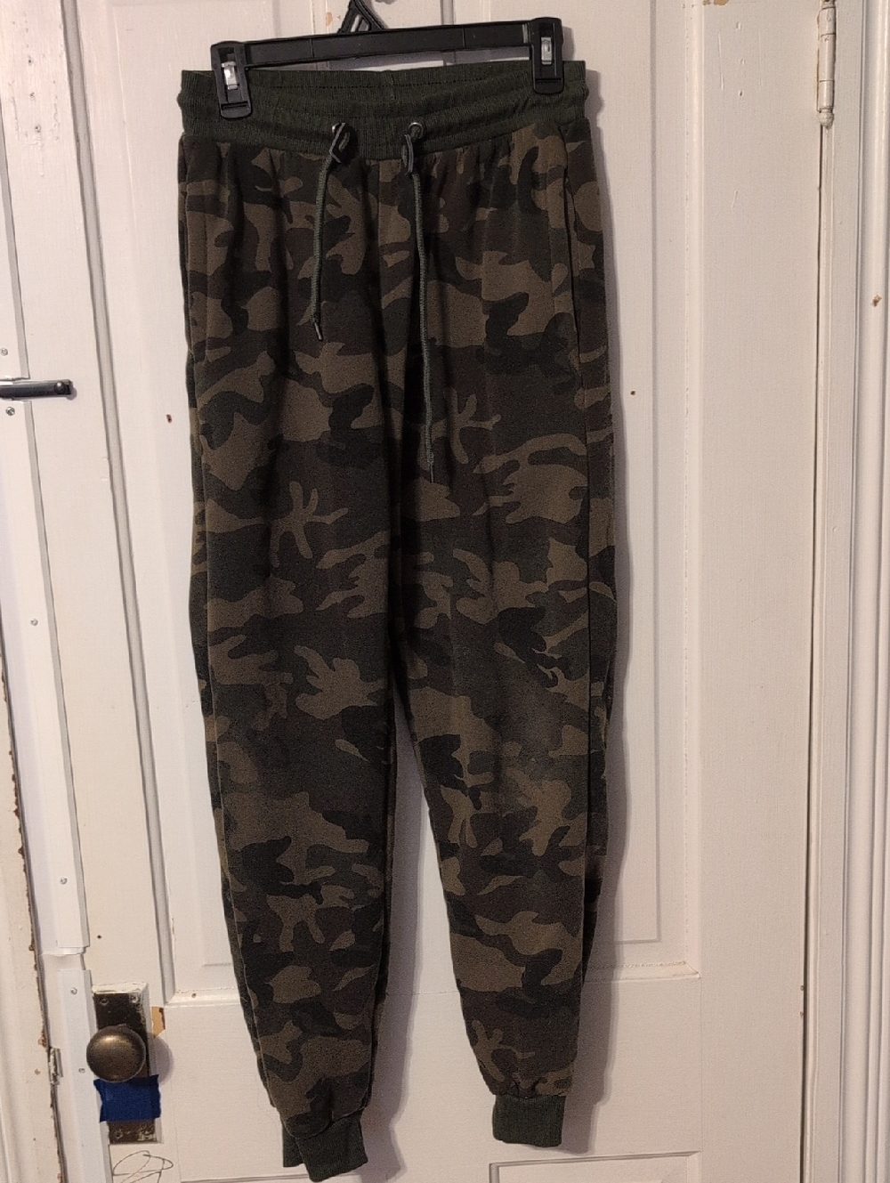 Galaxy By Harvic Women's Olive Green Camo Jogger Pants